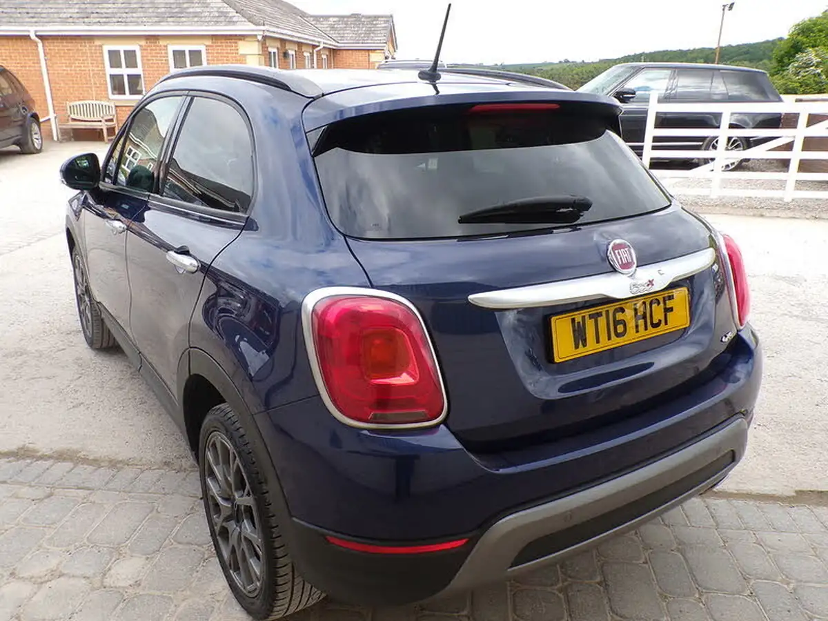 2016-fiat-500x-20multijet-cross-plus-auto-big-5