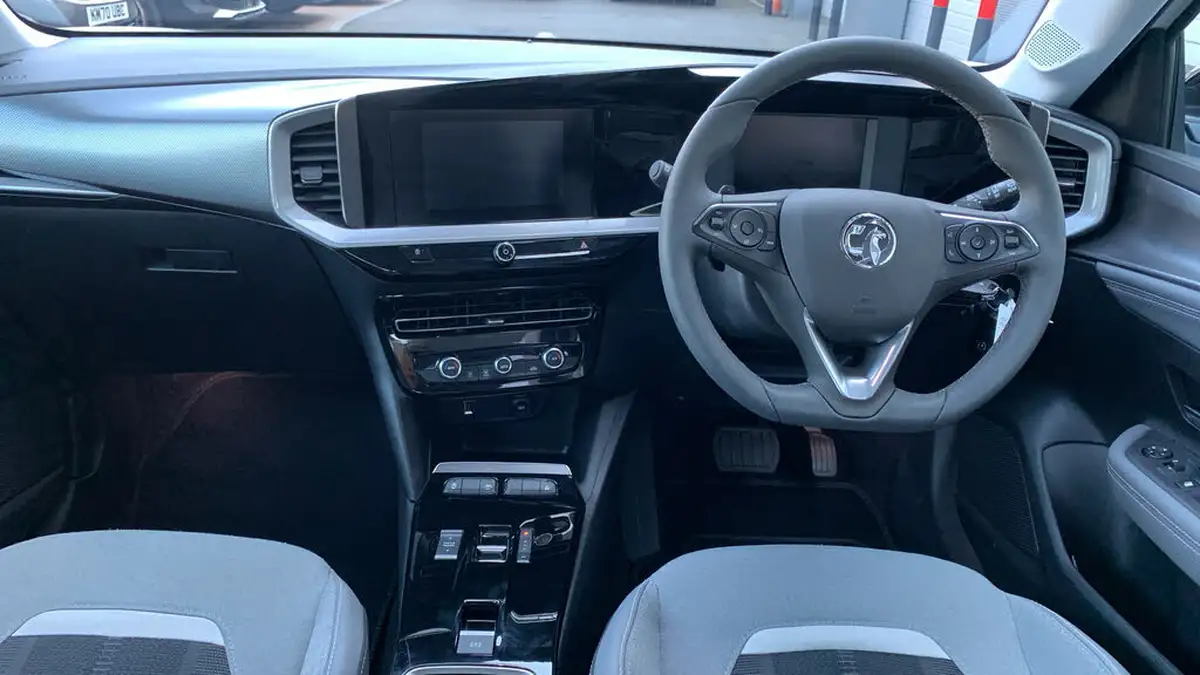2024-vauxhall-mokka-12-design-130ps-auto-big-3