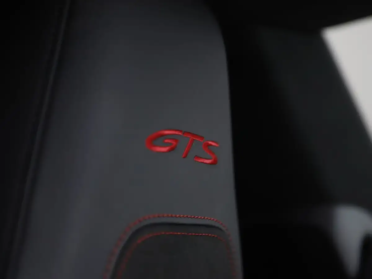 2024-porsche-911-30-carrera-gts-541ps-coupe-3591cc-pdk-big-10