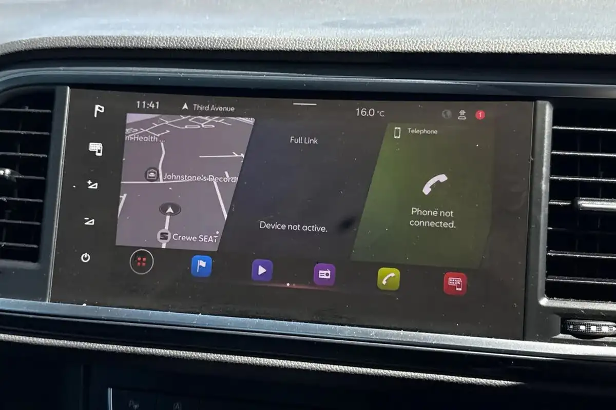 2023-seat-ateca-15-ecotsi-se-technology-big-11