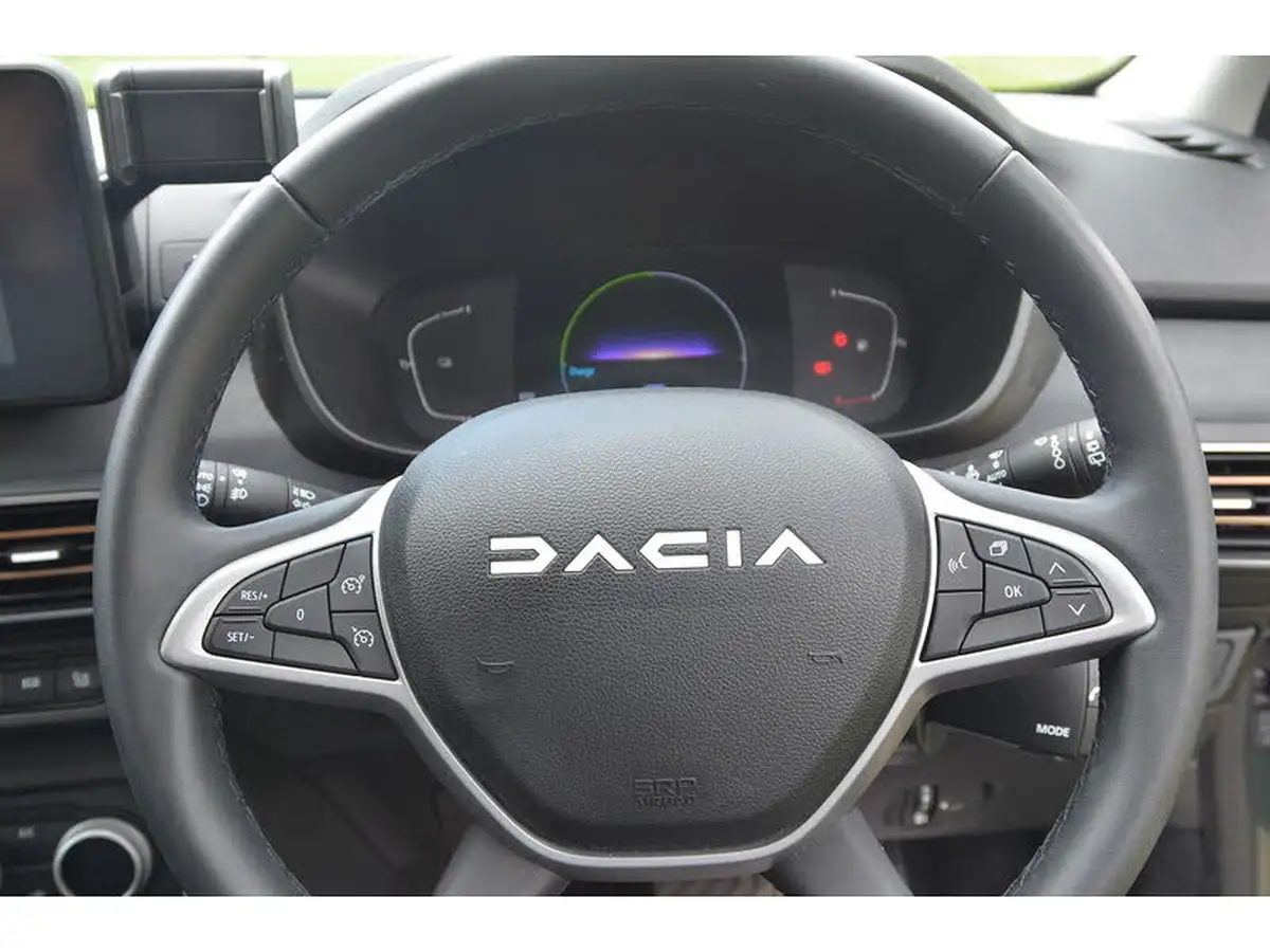 2024-dacia-jogger-16-tce-extreme-big-22