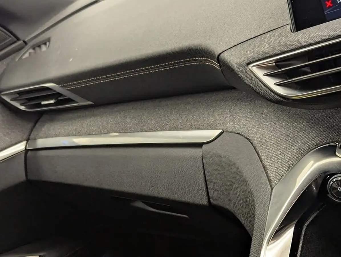 2017-peugeot-3008-suv-12-puretech-gt-line-suv-big-47