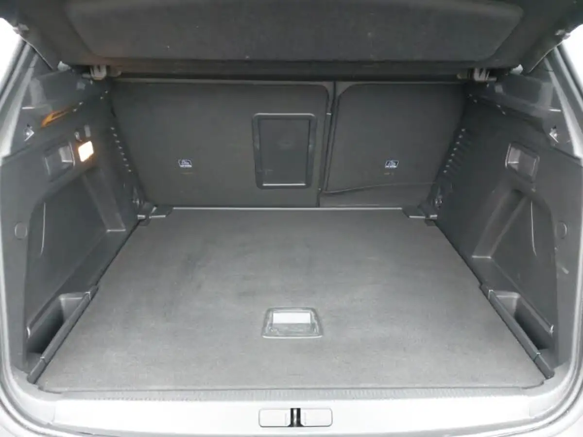 2022-peugeot-3008-suv-15-bluehdi-gt-eat8-big-7