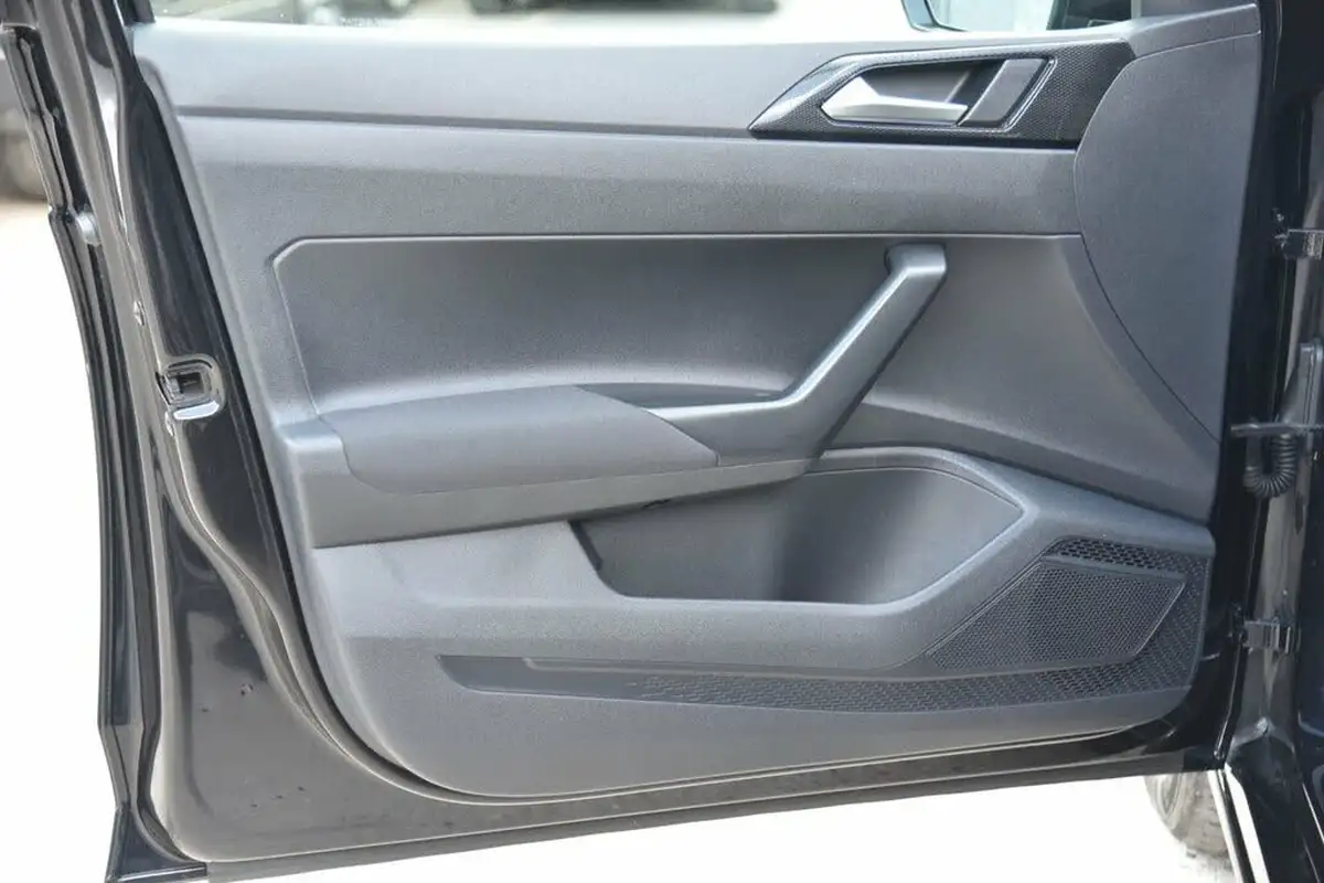2022-volkswagen-polo-10-tsi-life-dsg-big-46