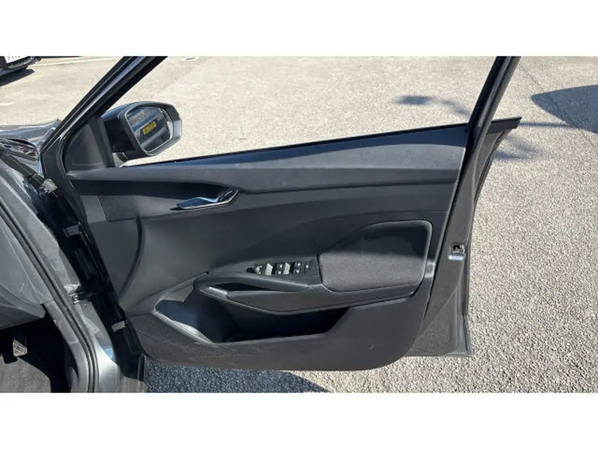 2025-skoda-fabia-10-tsi-design-edition-95ps-big-18