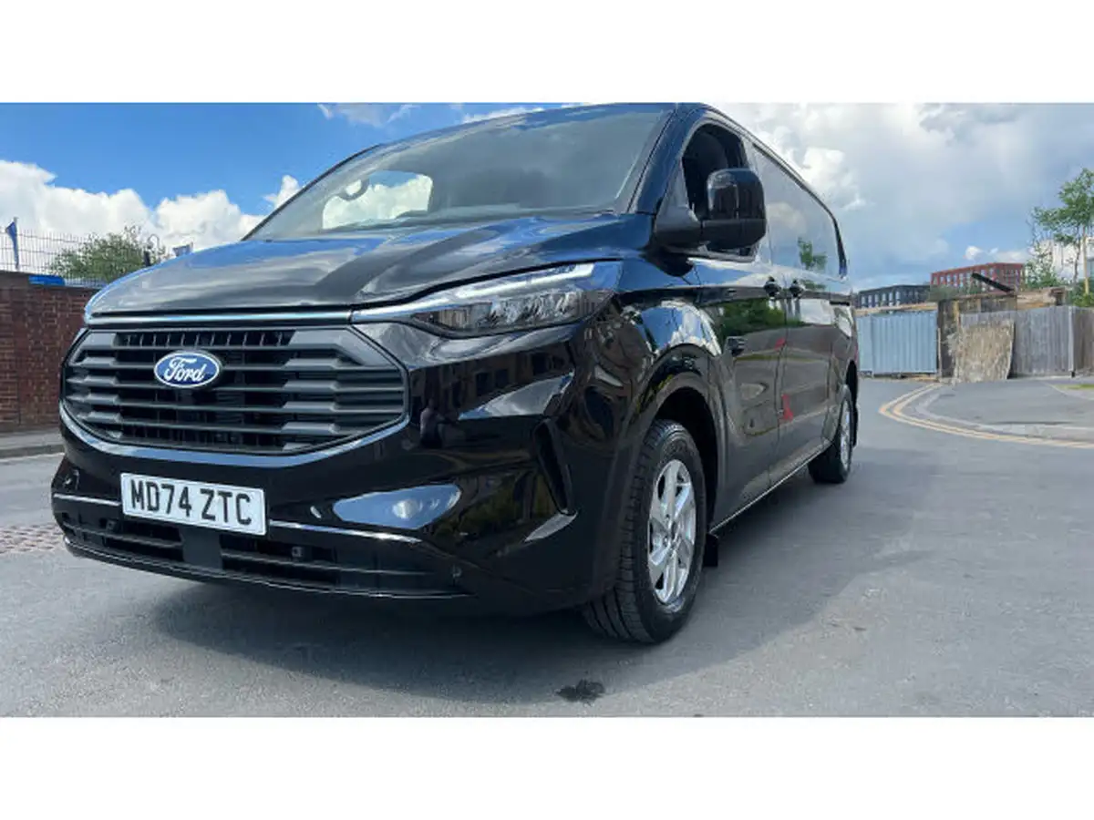 2024-ford-transit-custom-20tdci-280-l2h1-limited-panel-van-1996cc-auto-big-29