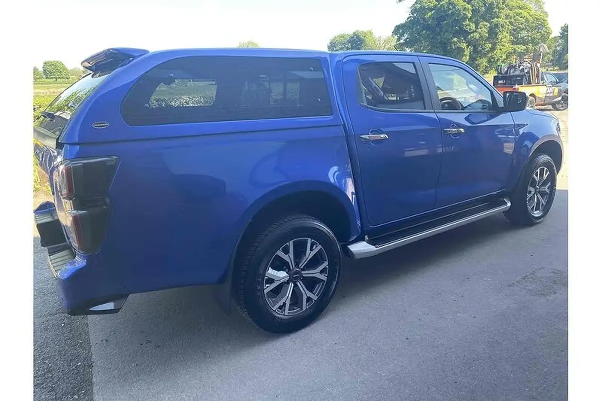 2024-isuzu-d-max-19td-dl40-auto-big-3