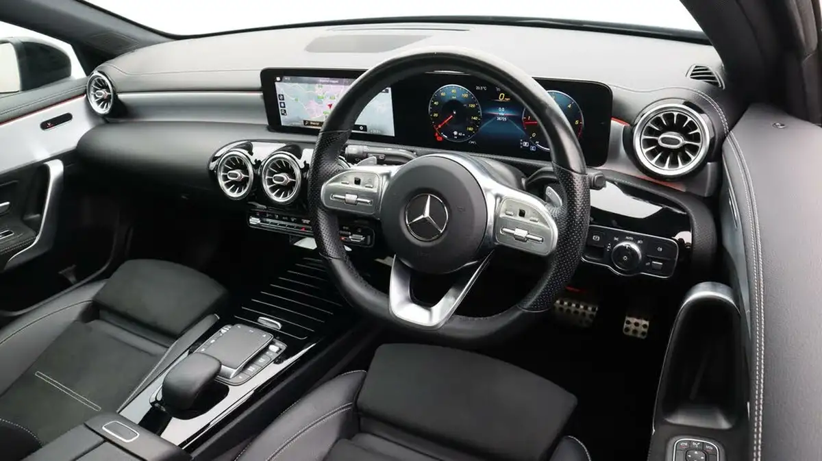 2020-mercedes-benz-a-class-20d-a200d-exclusive-edition-big-9