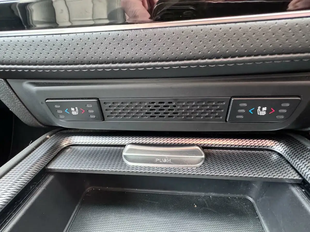 2023-kgm-ssangyong-rexton-22td-ultimate-big-43