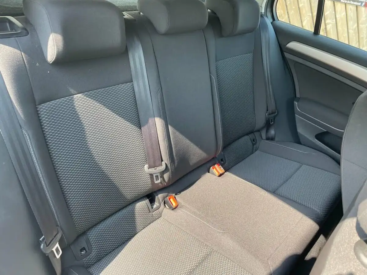 2019-volkswagen-golf-16tdi-s-hatchback-5d-big-6