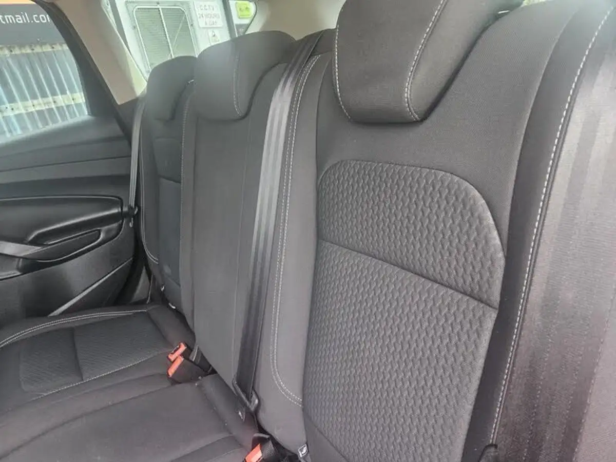 2017-ford-kuga-15tdci-zetec-ss-big-14