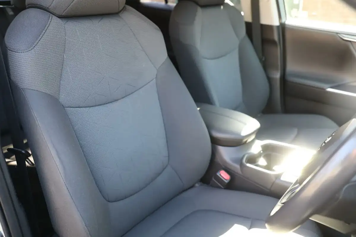 2021-toyota-rav4-25-vvt-i-design-219bhp-big-19