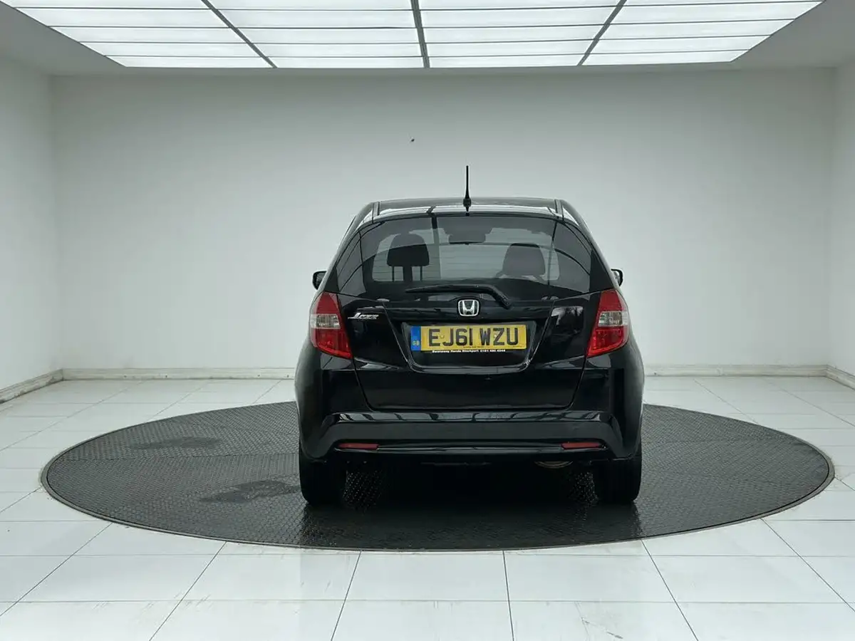 2012-honda-jazz-14-ex-cvt-big-4