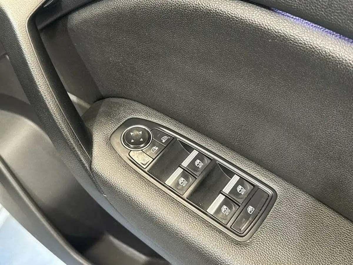2020-renault-captur-13-tce-s-edition-130bhp-with-bose-big-16