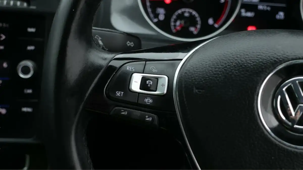 2019-volkswagen-golf-sv-16tdi-match-edition-big-21
