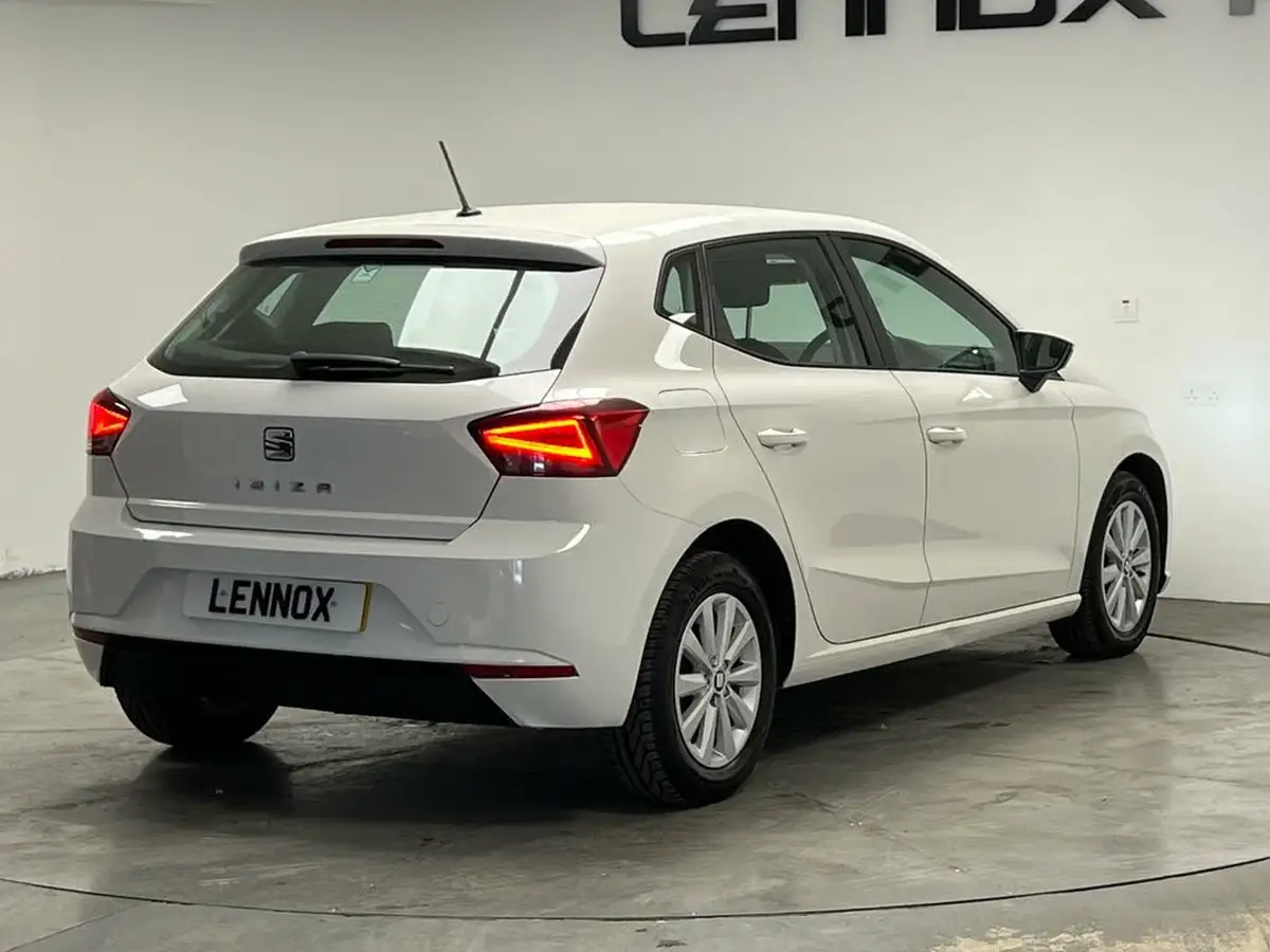 2017-seat-ibiza-10-se-ss-hatchback-5d-big-8