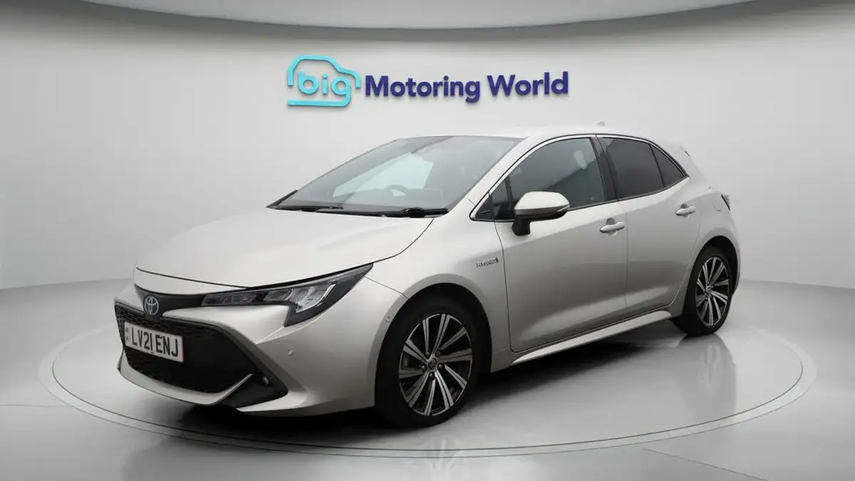 2021-toyota-corolla-18-vvt-i-design-spare-wheel-hatchback-5d-big-2