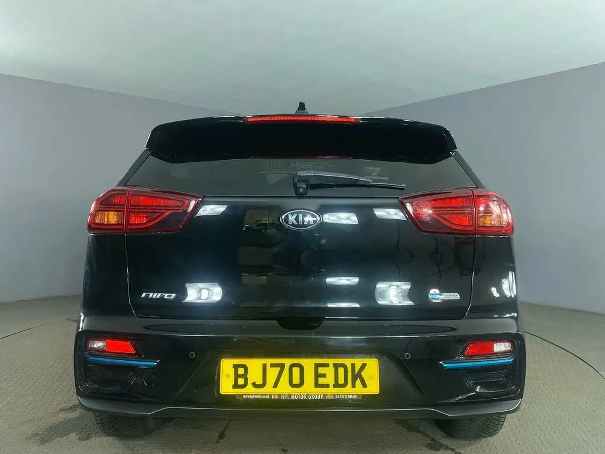 2020-kia-e-niro-ev-4-big-6