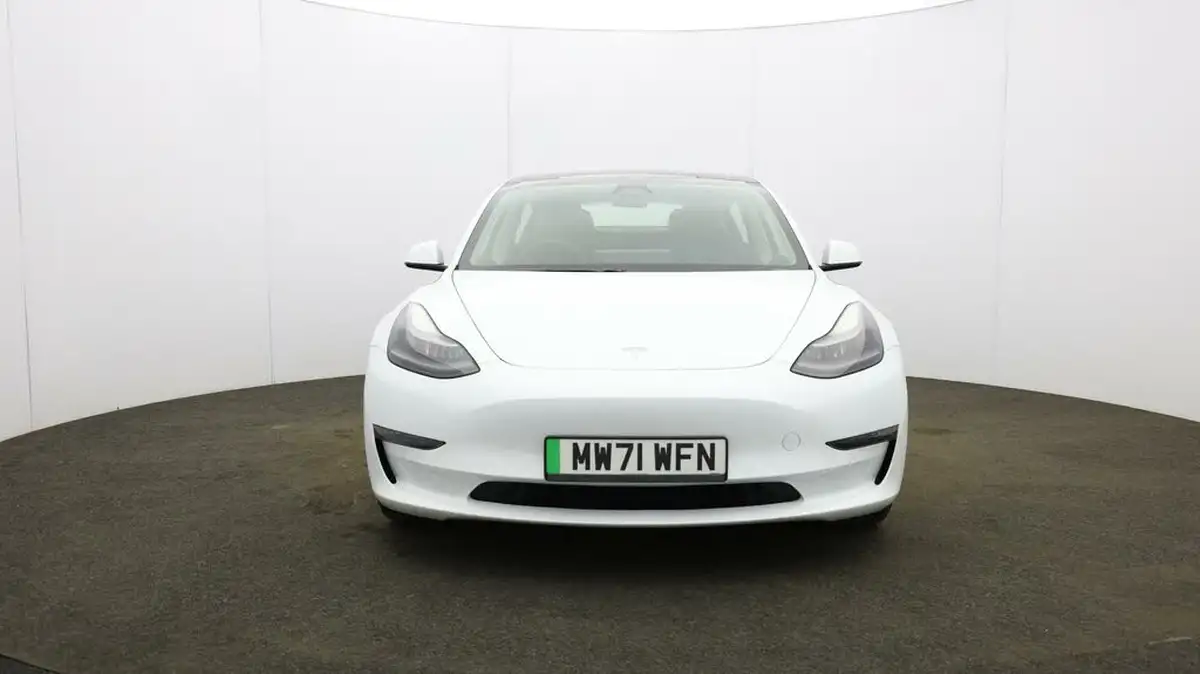 2022-tesla-model-3-e-long-range-big-41