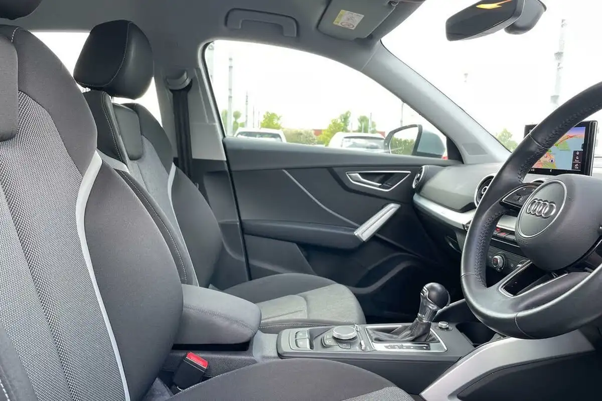 2019-audi-q2-15-35-tfsi-sport-cod-s-tronic-big-25