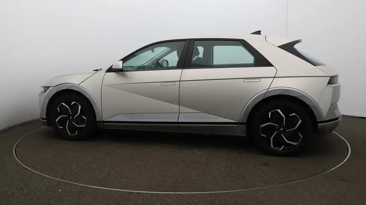 2022-hyundai-ioniq-5-e-premium-217ps-73kwh-rwd-big-55