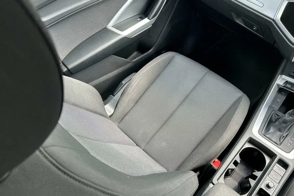 2022-audi-q3-15-35-tfsi-technik-cod-s-tronic-big-34