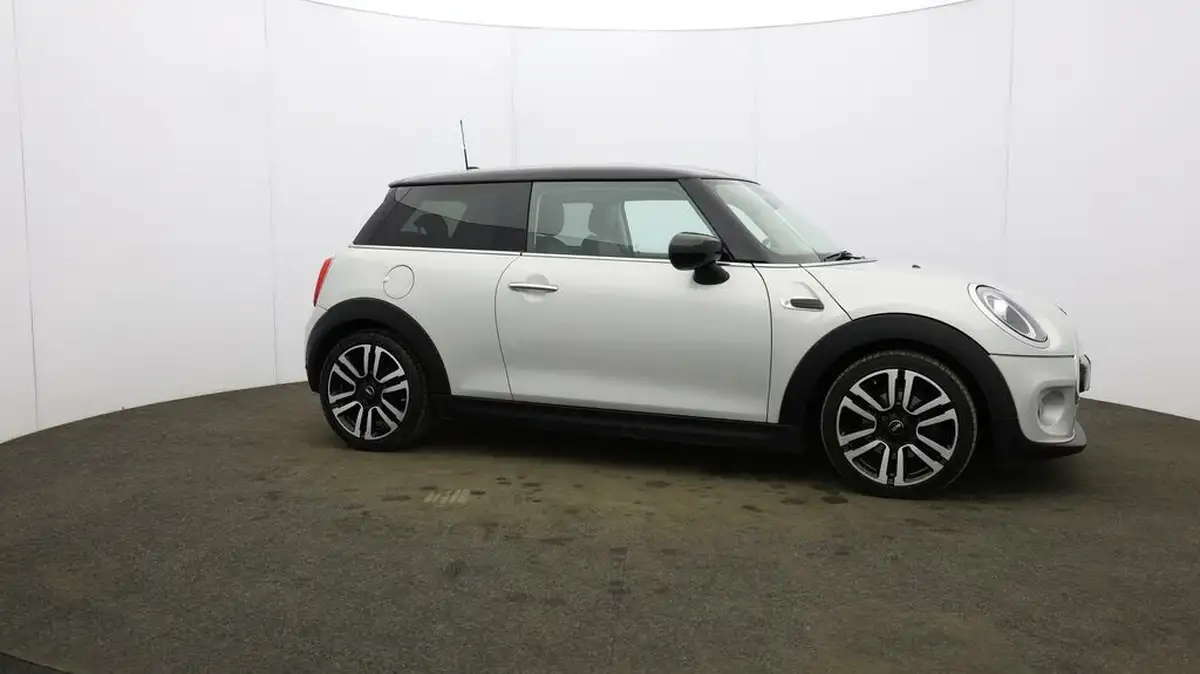 2019-mini-cooper-15-cooper-exclusive-134bhp-nav-hatchback-3d-auto-big-48