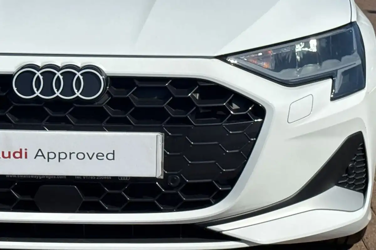 2024-audi-a3-15-30-tfsi-sport-saloon-4d-big-24