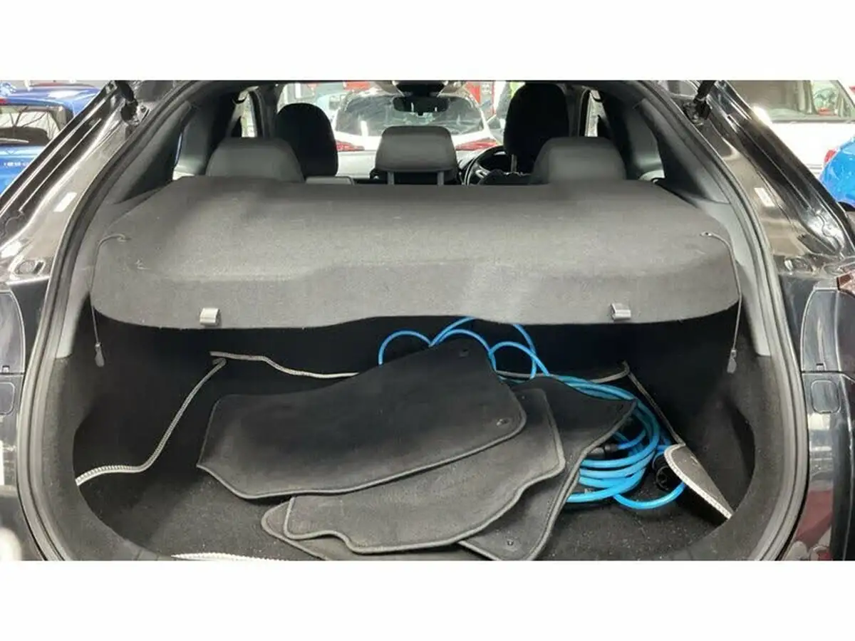 2022-mazda-mx-30-e-se-l-lux-big-4