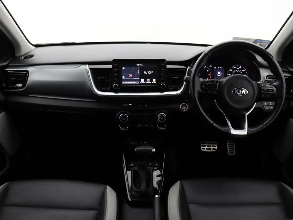 2020-kia-stonic-10-t-gdi-4-dct-big-12