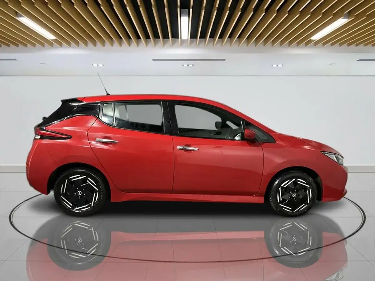 2022-nissan-leaf-e-acenta-39kwh-big-8