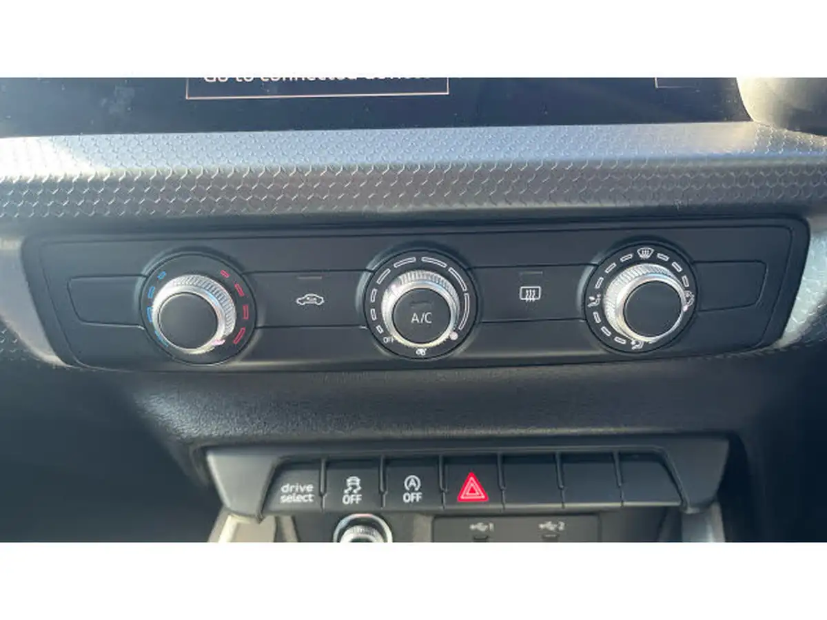 2022-audi-a1-10-30-tfsi-sport-s-tronic-big-31