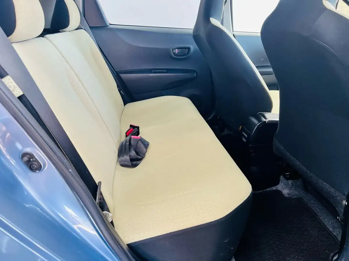 2011-toyota-yaris-133-tr-99bhp-5d-m-drive-s-big-16