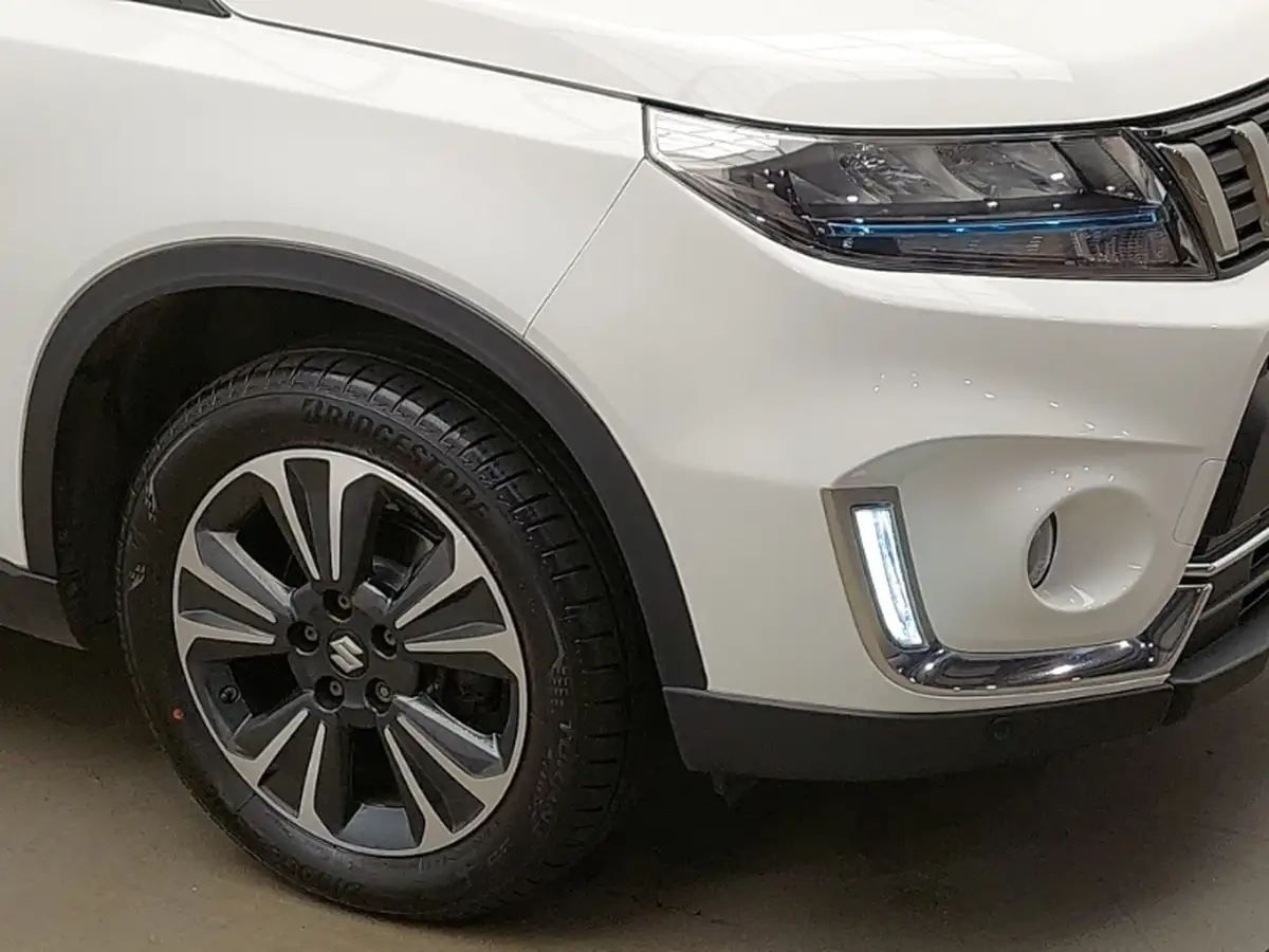 2024-suzuki-s-cross-15-ultra-allgrip-big-8
