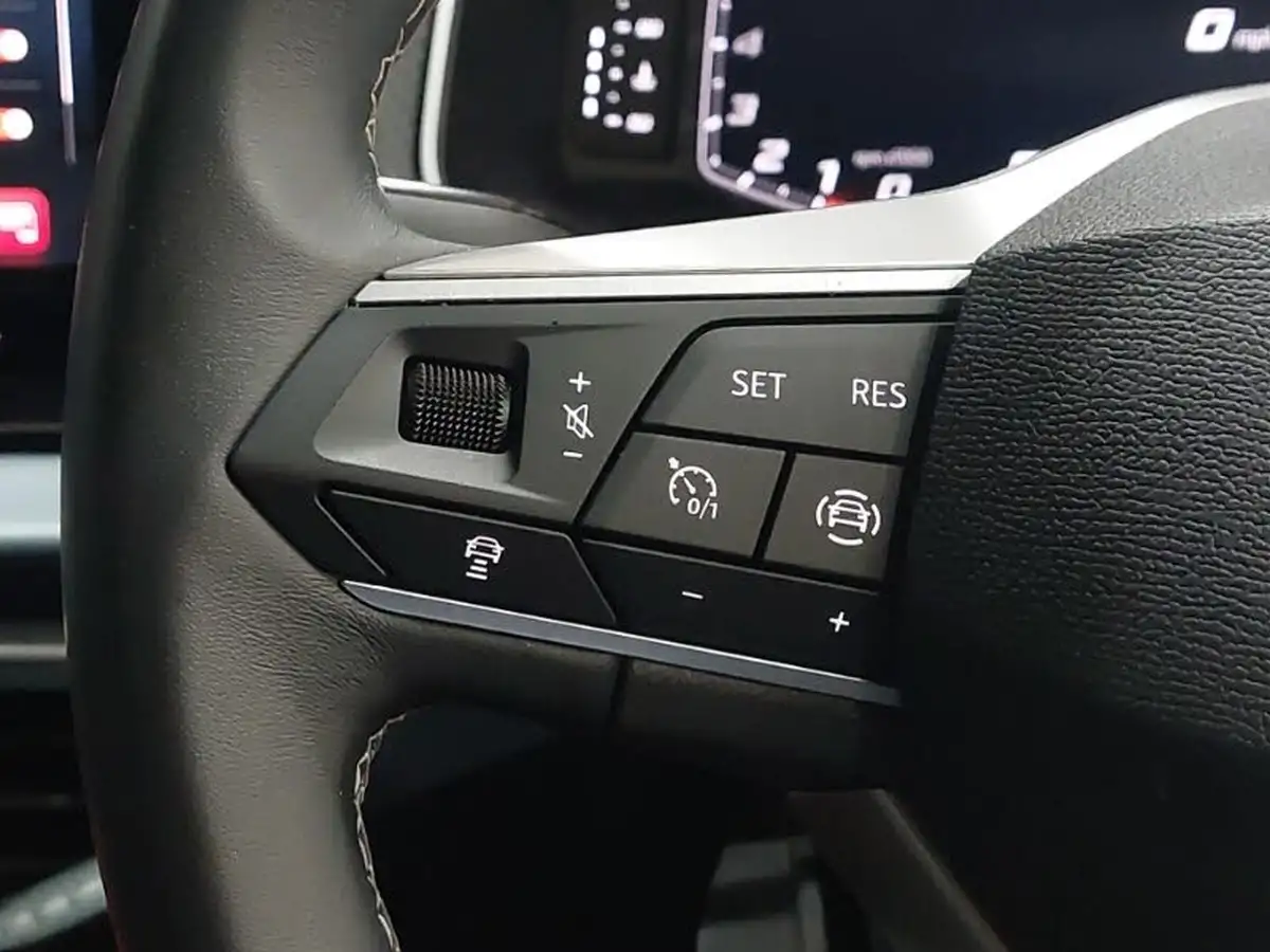 2024-seat-arona-10-tsi-xperience-lux-115ps-dsg-big-16