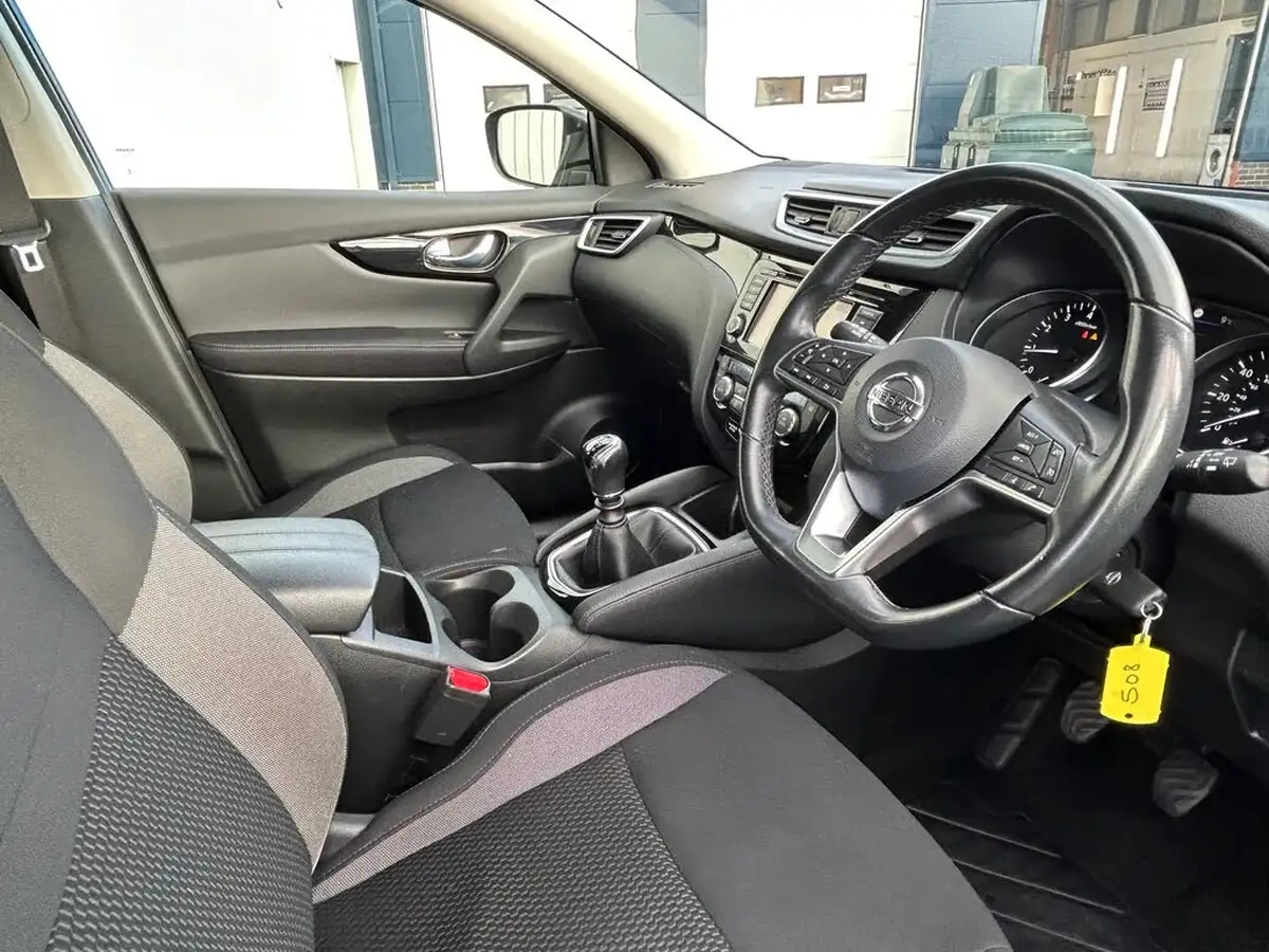 2020-nissan-qashqai-13-dig-t-acenta-premium-140ps-big-5