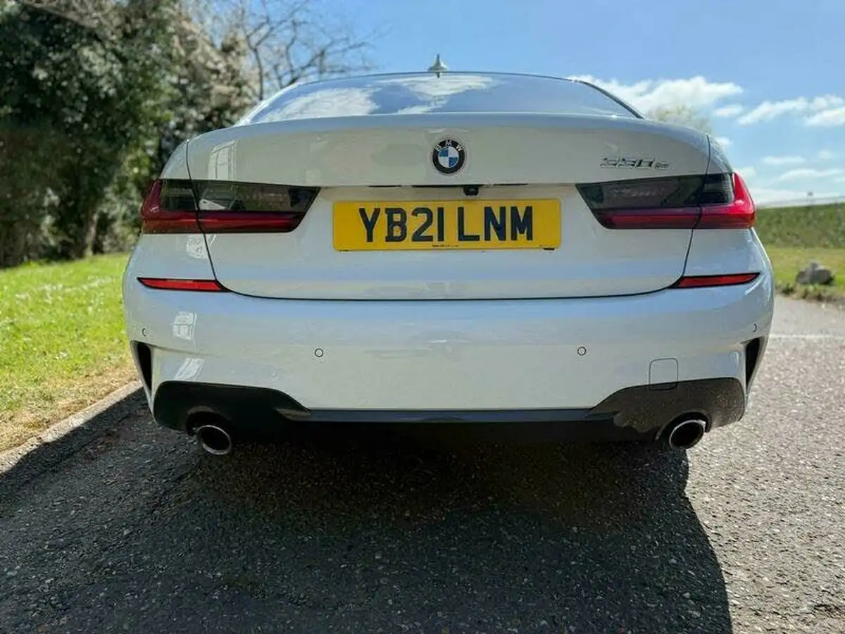 2021-bmw-3-series-20-330e-m-sport-tech-packpro-pack-saloon-4d-big-22