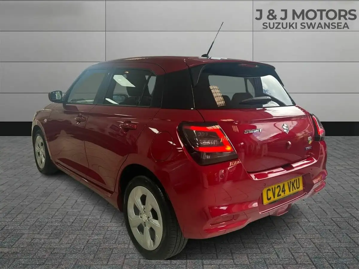 2024-suzuki-swift-12-motion-big-4