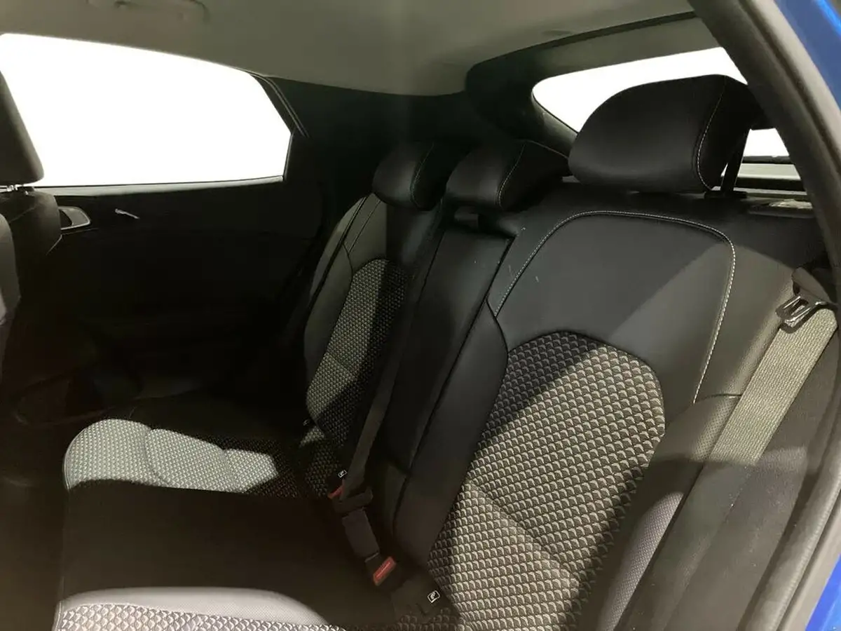 2022-kia-xceed-15-t-gdi-3-big-18
