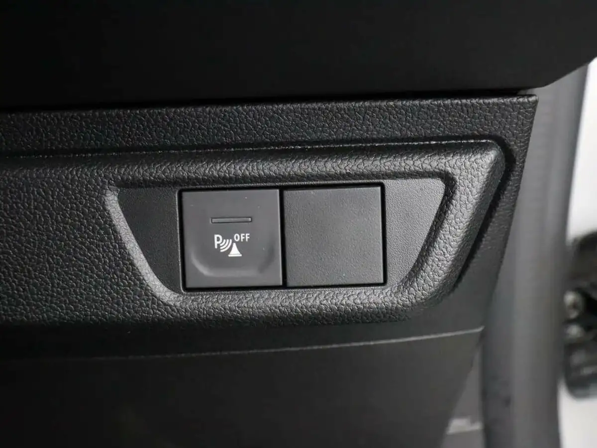 2023-dacia-sandero-stepway-10-tce-expression-90bhp-big-32