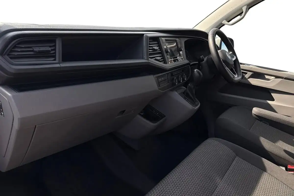 2024-volkswagen-transporter-big-8