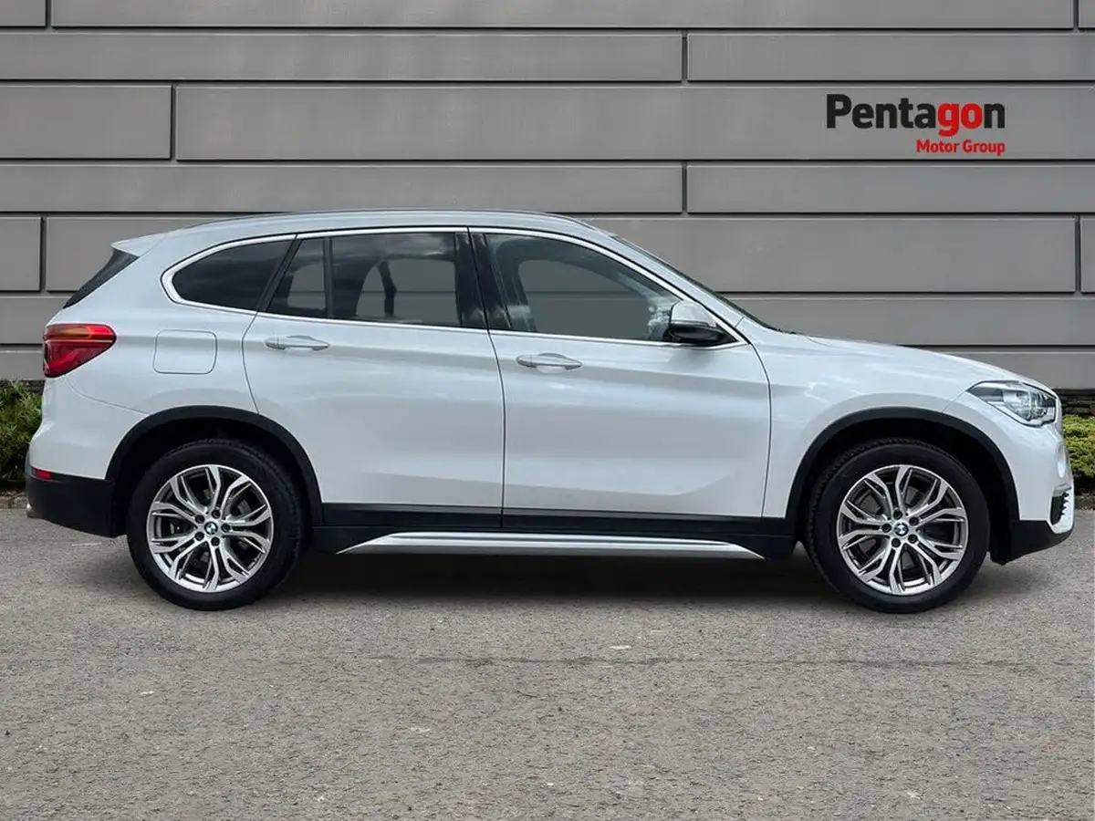 2018-bmw-x1-20-xdrive20i-xline-big-11