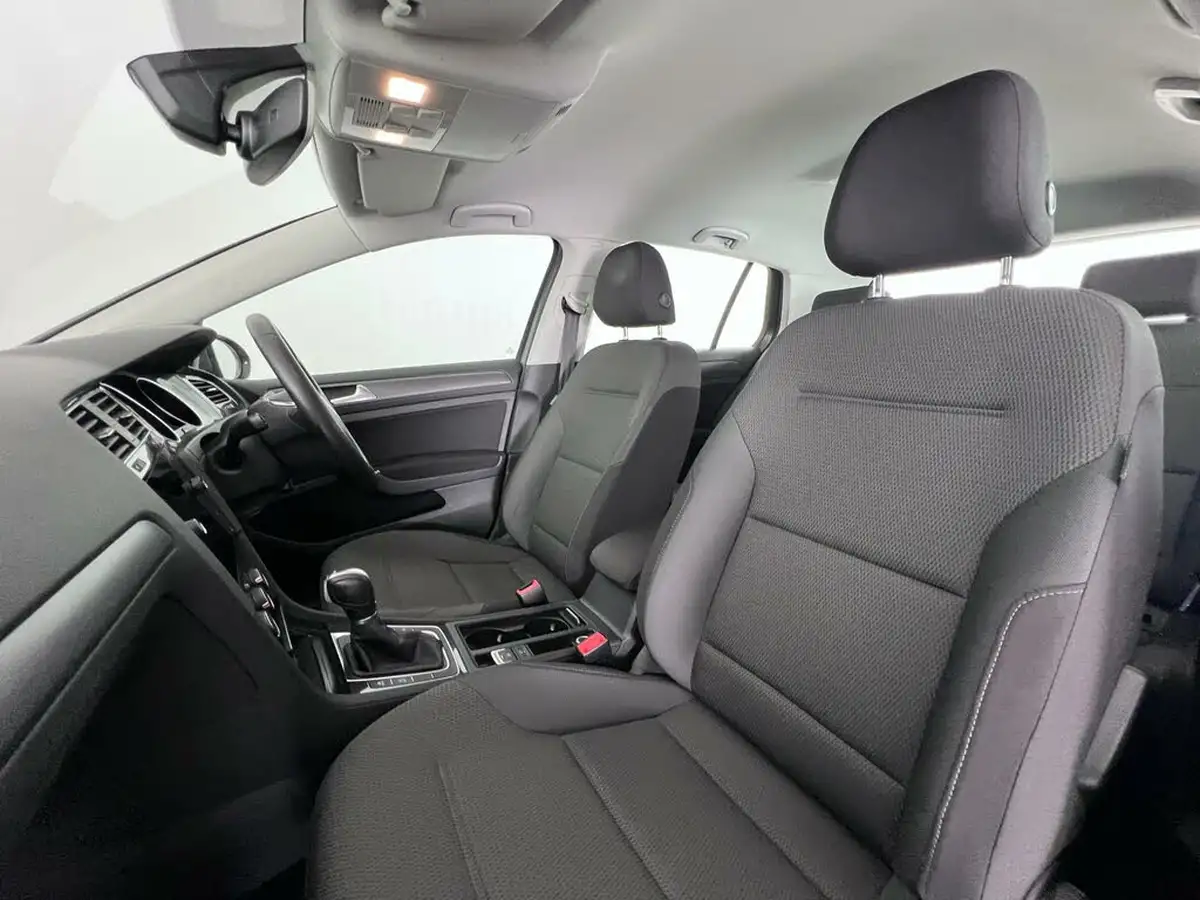 2018-volkswagen-golf-16tdi-se-nav-hatchback-5d-dsg-big-13