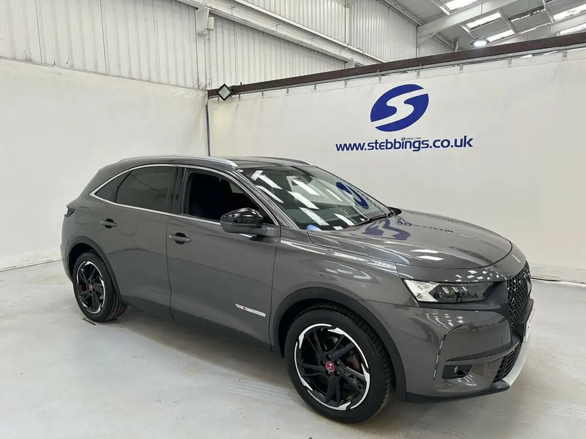 2018-ds-ds-7-crossback-16-puretech-performance-line-225ps-big-1