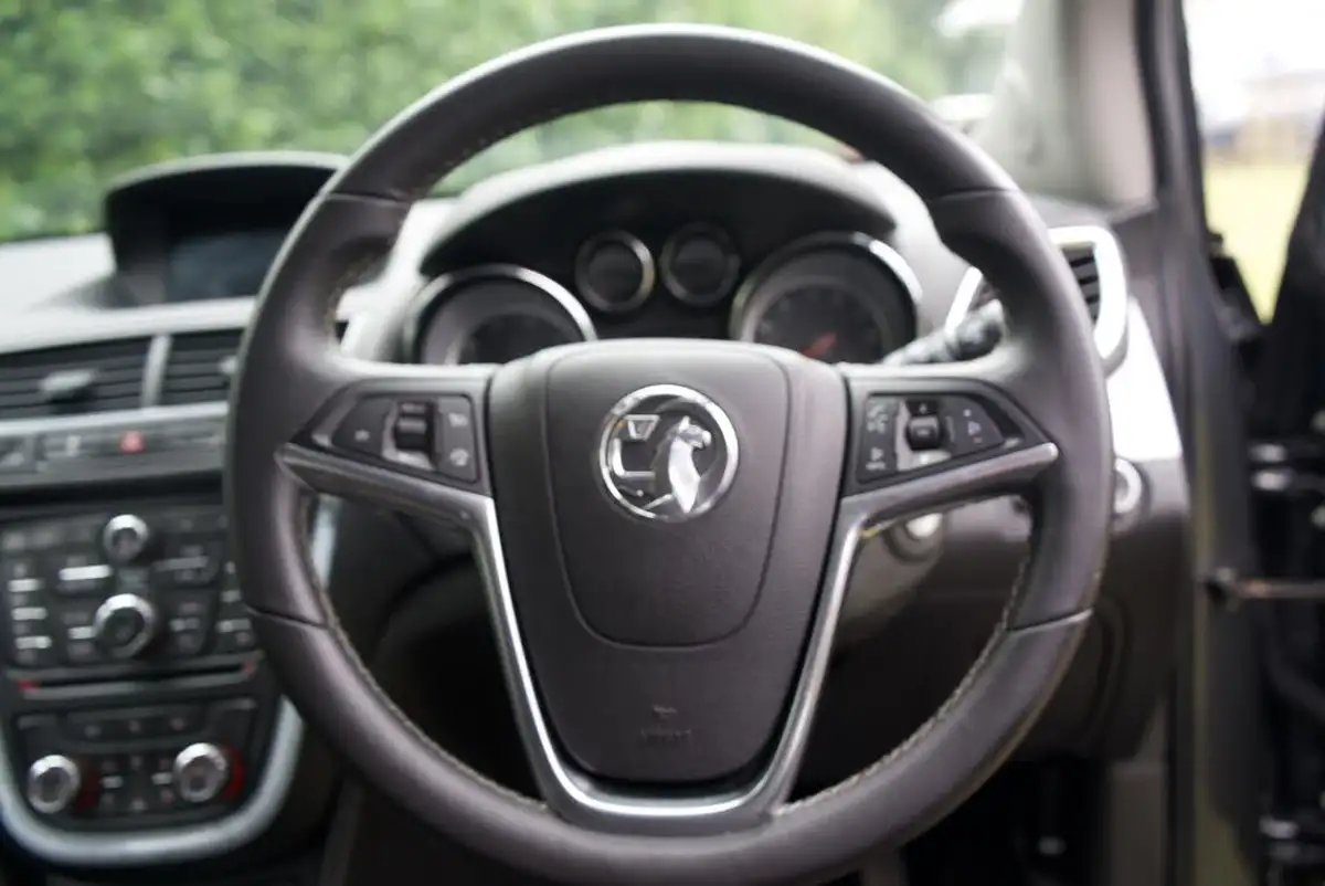 2016-vauxhall-mokka-16cdti-tech-line-136ps-big-54