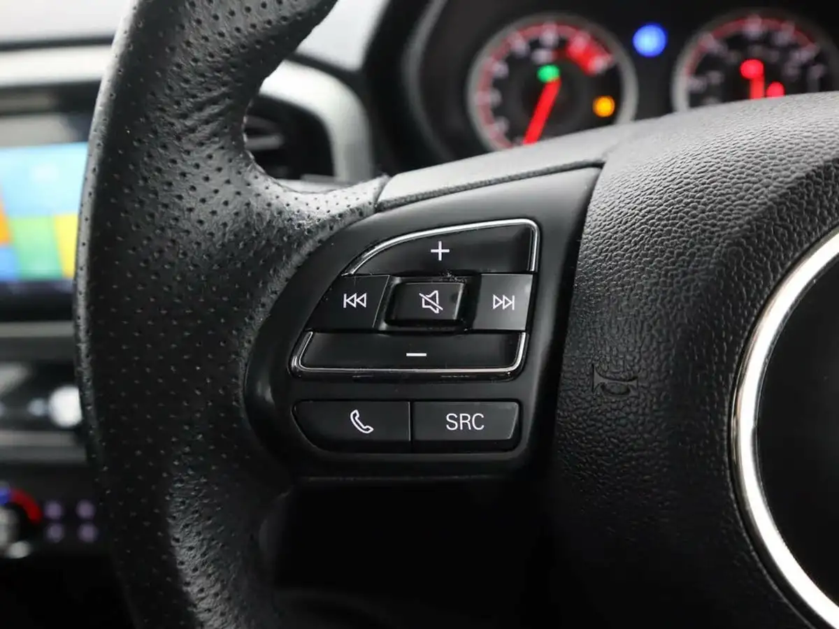 2021-mg-mg3-15-vti-tech-exclusive-nav-big-18