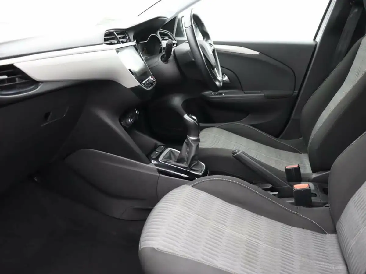 2020-vauxhall-corsa-12i-se-nav-big-20