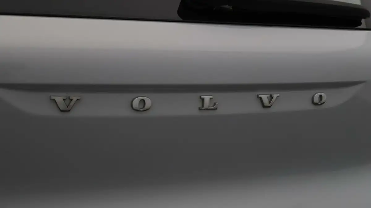 2021-volvo-xc40-15-t5-inscription-pro-258bhp-big-21