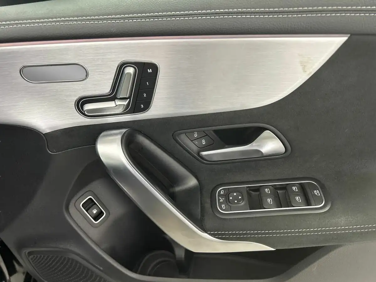 2021-mercedes-benz-a-class-13-a250e-amg-line-premium-plus-edition-hatchback-5d-big-30
