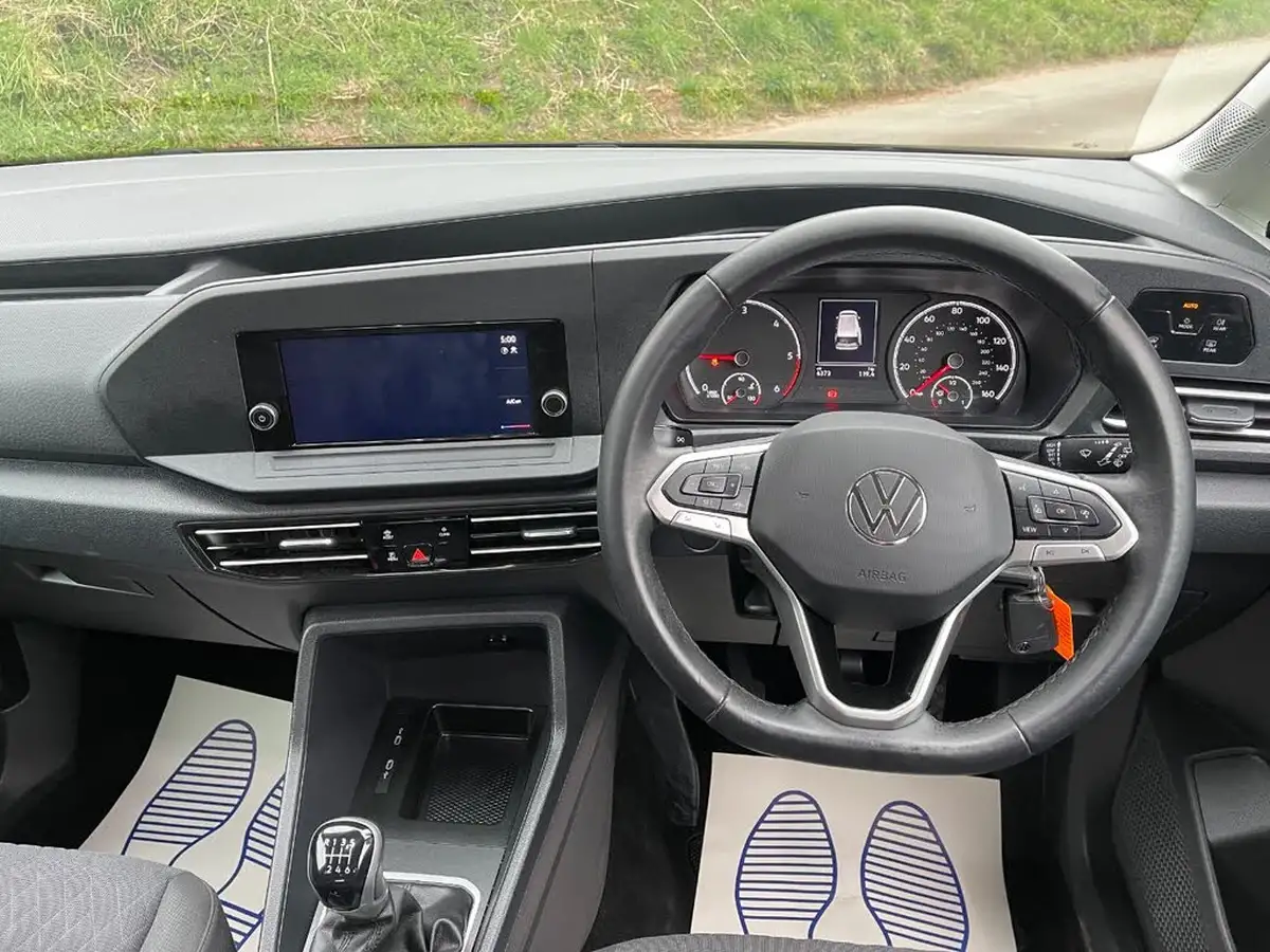 2024-volkswagen-caddy-20tdi-life-102ps-big-13